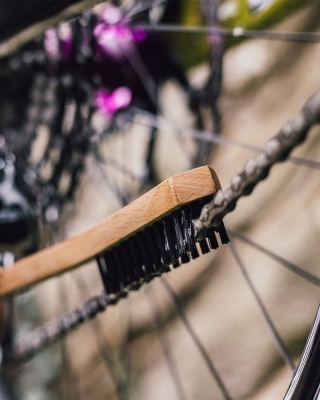 Peaty's Drivetrain Brush